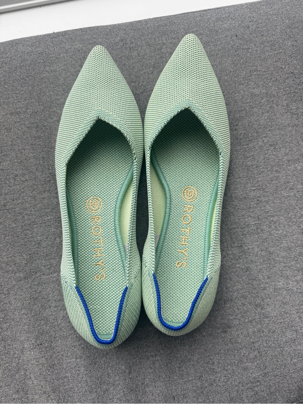 Rothy's Mint Green Pointed-Toe Flats - like New